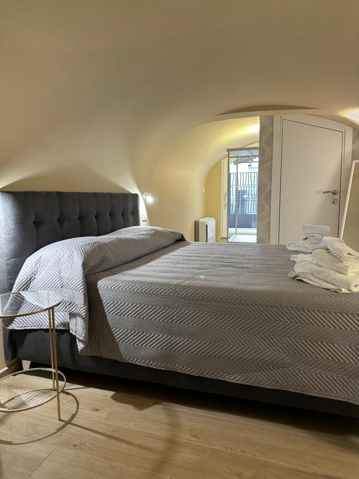 Appartement Beata Elia Loft à Bari Extérieur photo
